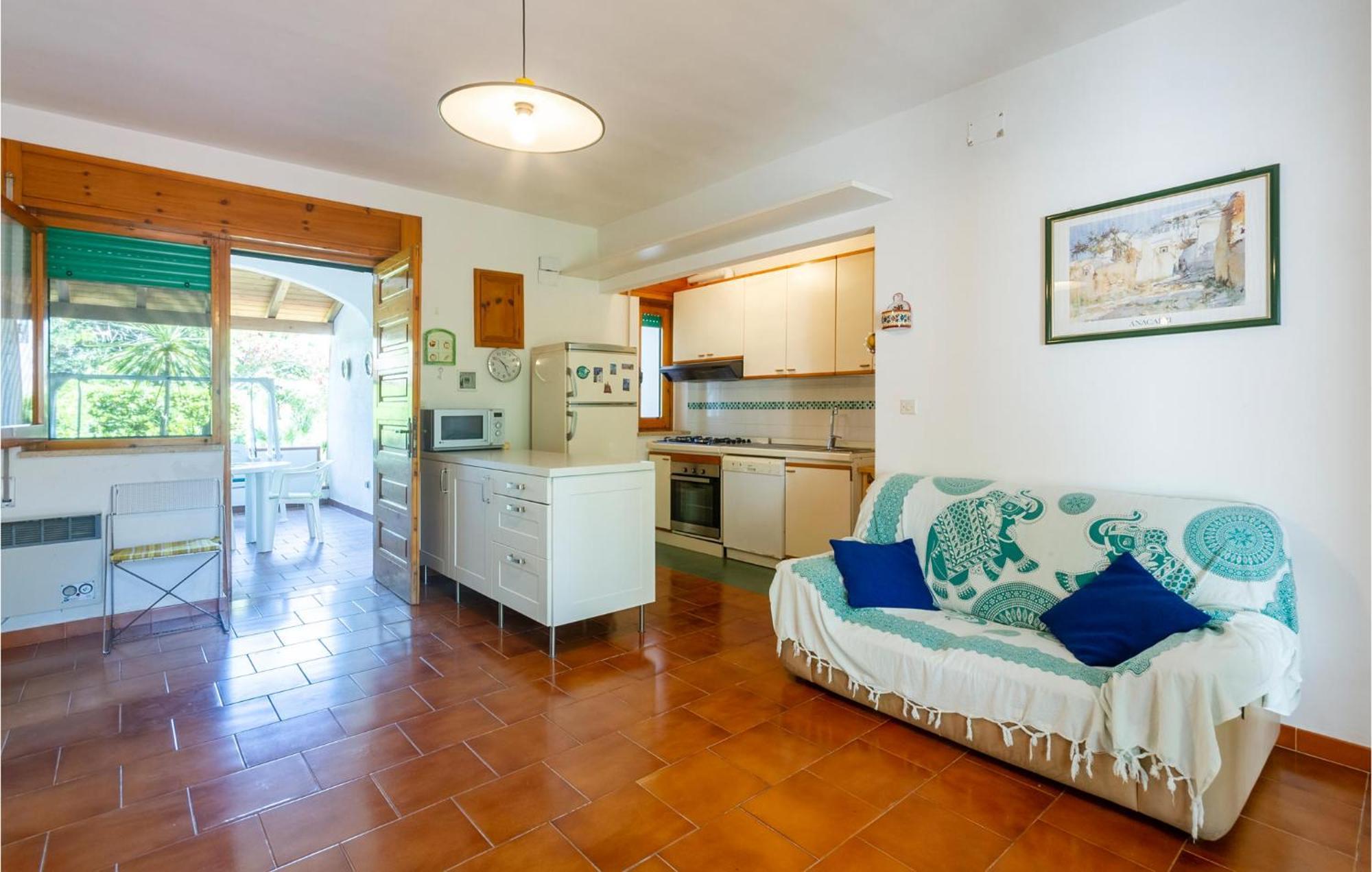 Awesome Home In Manduria With Kitchen ภายนอก รูปภาพ